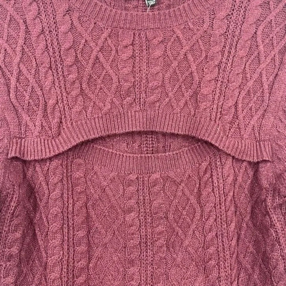 Love‎ Tree Women's Nordstrom Peekaboo Cable Knit Long Sleeve Sweater Size M NWT - Picture 5 of 10